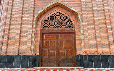 Madrasah Kuhna entrance image