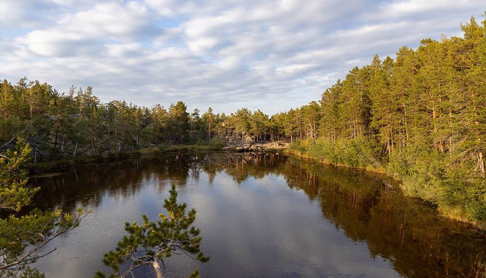 Lake Shaitankol image