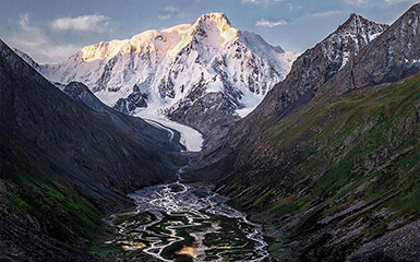 Divine Mountains image
